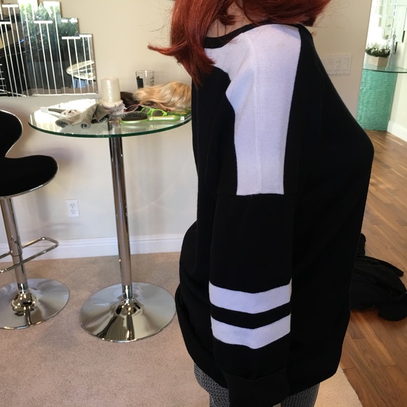 Black & White Striped 3/4 Sleeve Crewneck Sweater - Picture 6 of 6